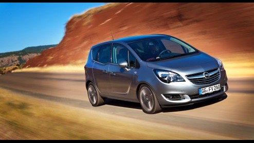Kleine update voor Opel Meriva voor 2014 met nieuwe motoren, verse grille, andere achterlichten en gebruiksvriendelijke infotainment.